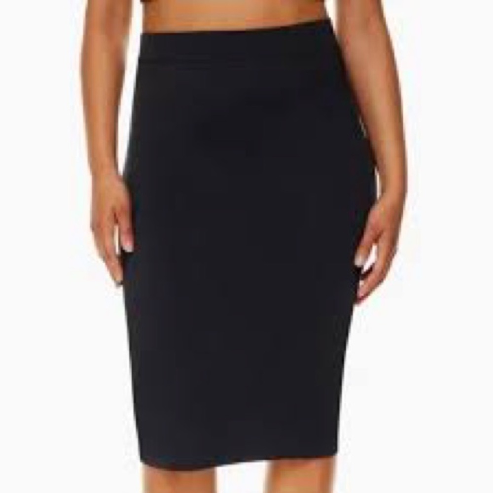 Aritzia contour pencil skirt - black